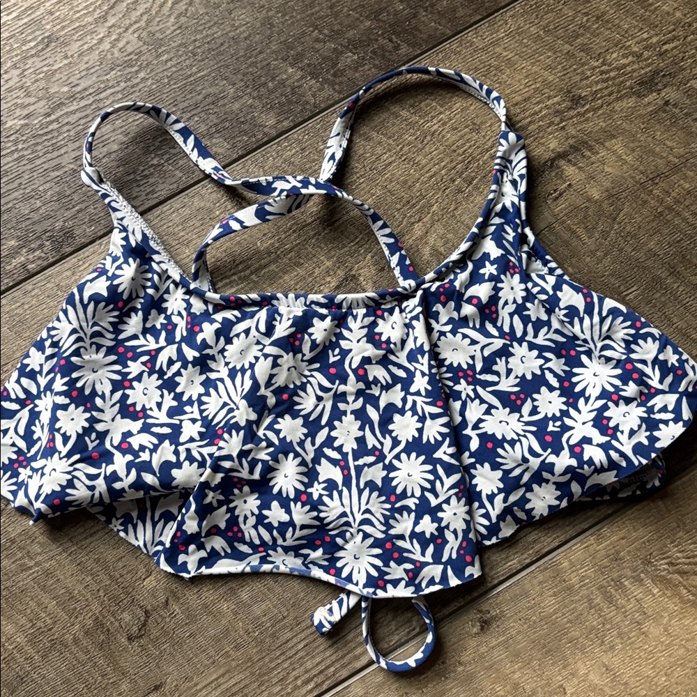 Vineyard Vines 2pc swimsuit - Picture 5 of 8